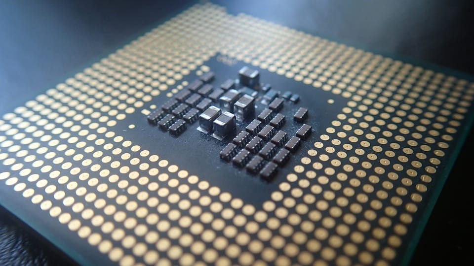 Setup vagrant with 2 or more CPU cores on 64bits systems