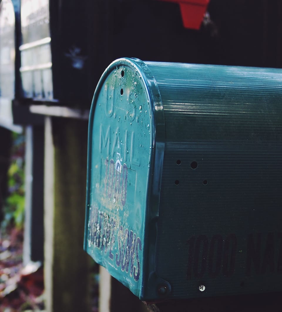 Simple mail server with docker
